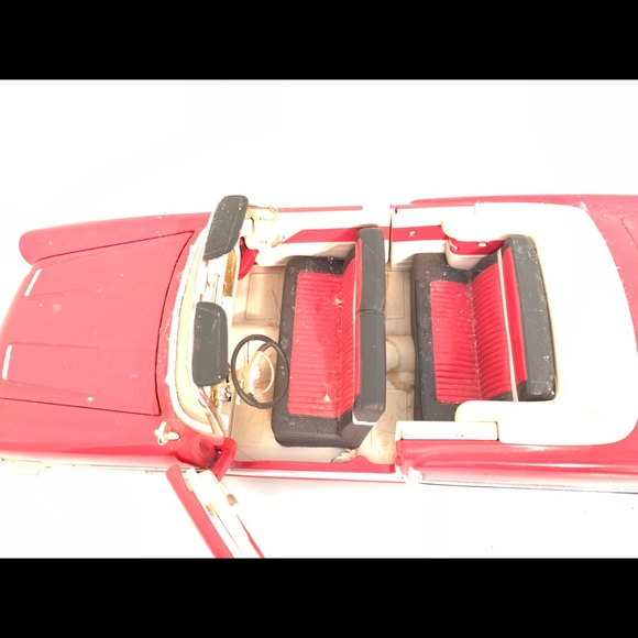 ROAD SIGNATURE 1/18 1955 Packard Caribbean Conv - Picture 6 of 7